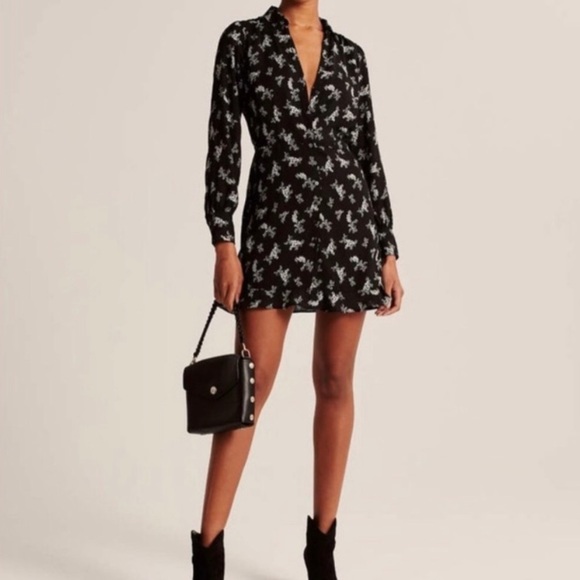 Abercrombie & Fitch Ruffle Hem Shirt Dress - Black - Size Small - Picture 2 of 4
